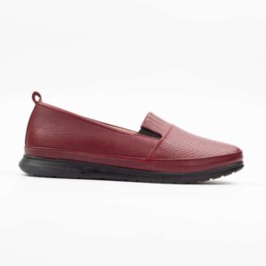 Elegant Ladies Burgundy Slip-On Loafers Comfortable and Stylish Shoes for Everyday Wear (M5003)