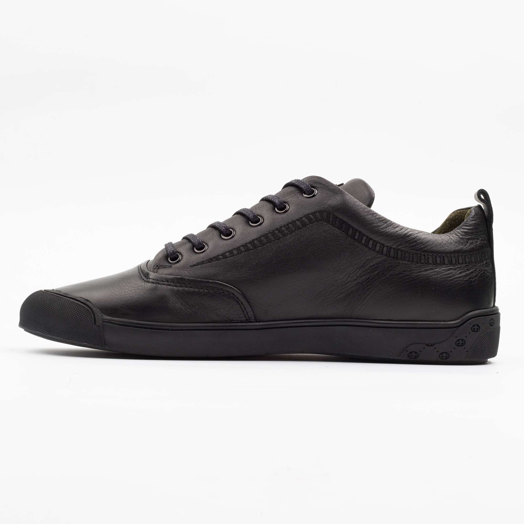 Black Leather Low-Top Sneakers – Sleek Style Meets Everyday Comfort (M15083) - Image 5